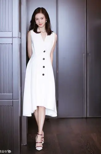 新款礼服连衣裙无袖西装单排风小金晨赫本白色礼服