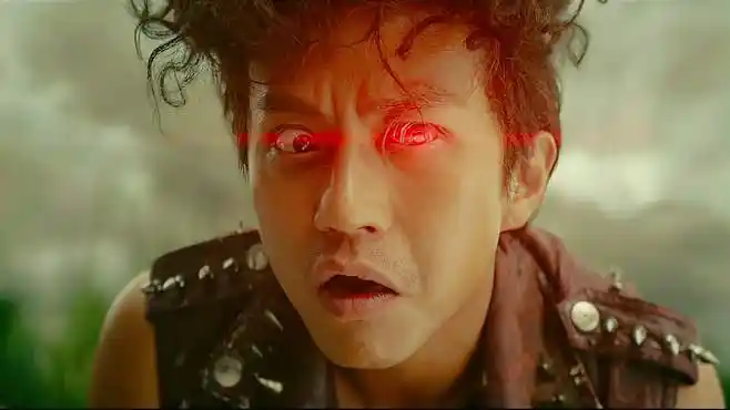 恶棍天使:恶棍邓超撞到眼镜妹,眼镜妹怂了赶紧道歉