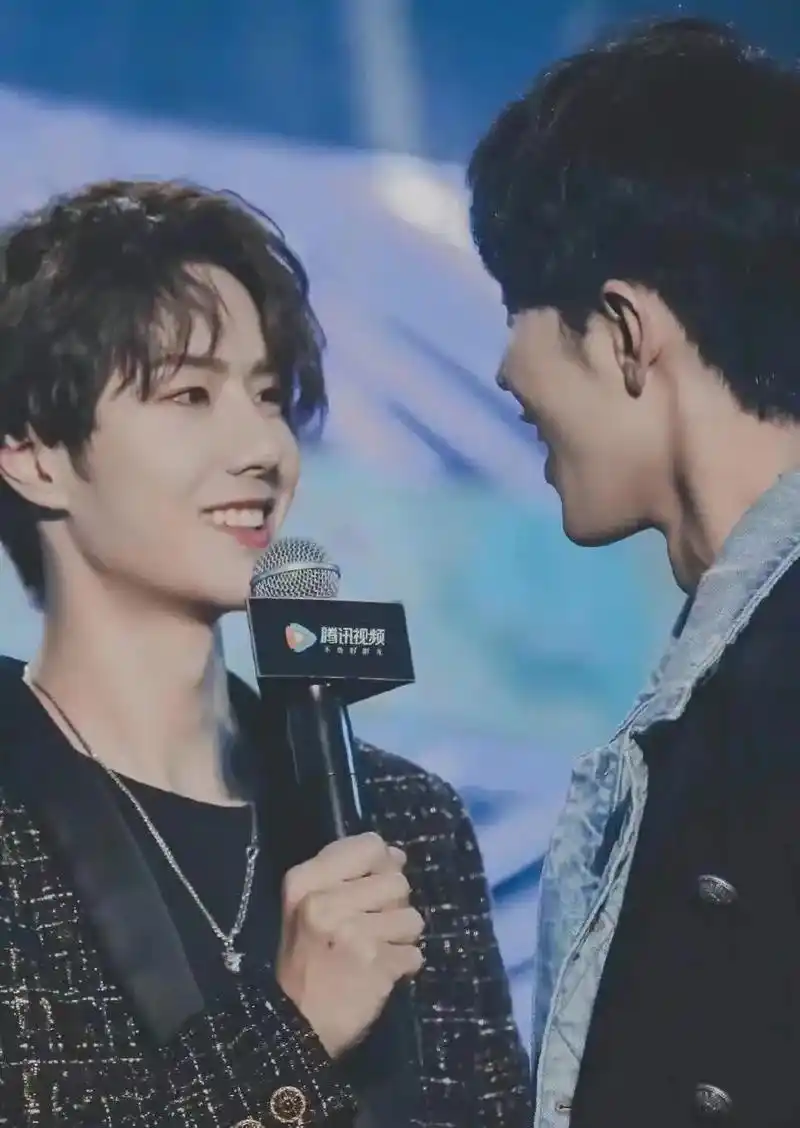 肖战王一博 总以为时间很长,殊不知自己已经默默喜欢你们三年 - 抖音