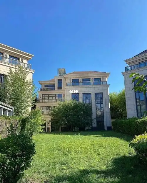 恒大丽宫三期14亿