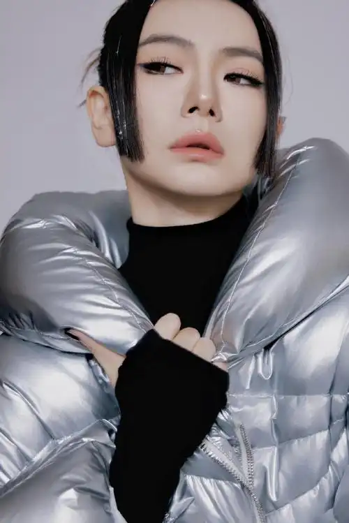 戚薇时尚图鉴##戚薇雅鹿全球代言人