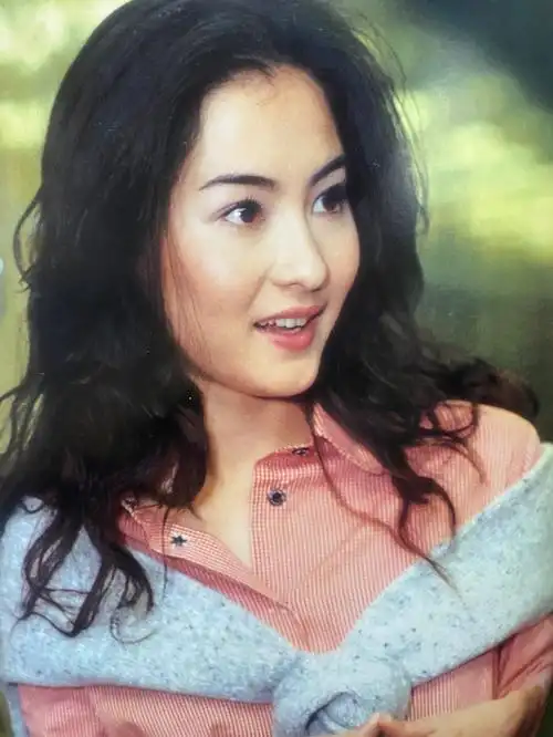 张柏芝甜甜美少女