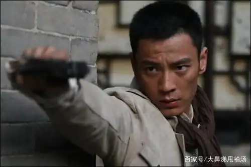 国产影视剧中那些吊炸天的神枪手,最后一位拿起枪一秒钟变女神