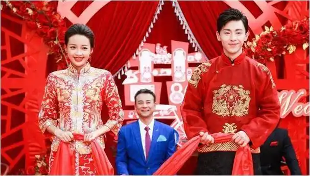 退网1年后再看邓伦如今的窘境真是可恨又可悲