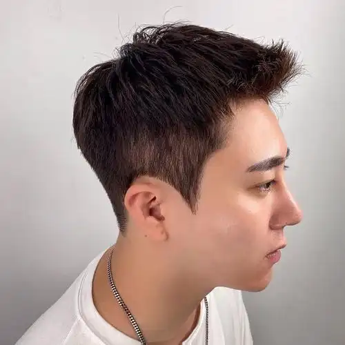 2021精选帅气男发22款,无论胖瘦都很帅,总有一款适合你_发型