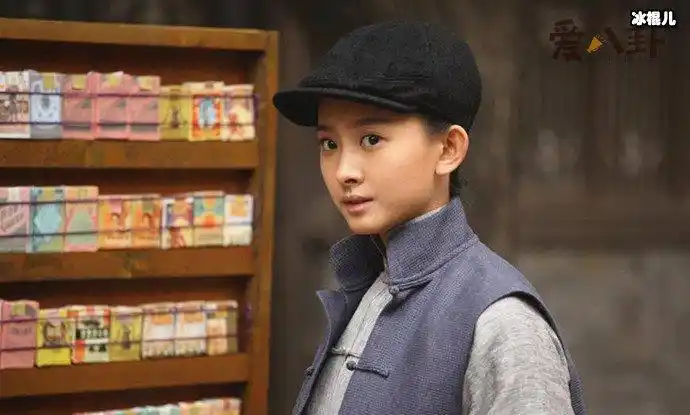 隆招娣刺杀隆牢生隆招娣一家因战乱而被分开,瑛娘花了很多经历才找回