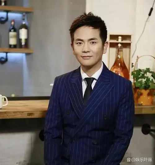 无戏可拍的温太医张晓龙是因为他在另一个圈子里风生水起