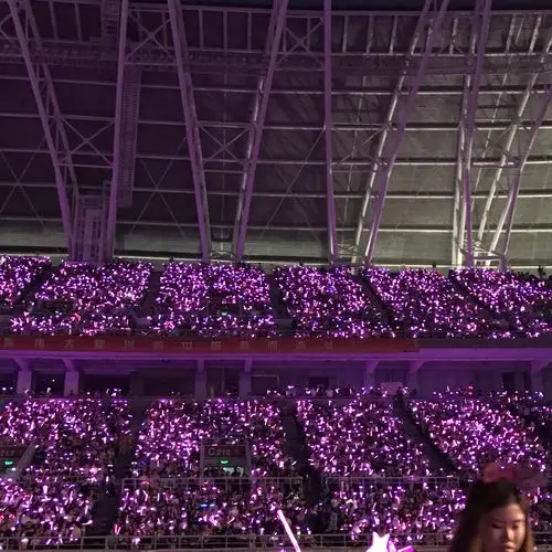 你的青春里面有一首关于他的歌吗?