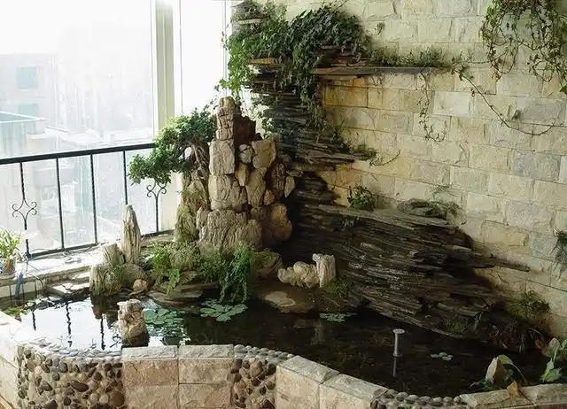 在阳台建一个这样的假山鱼池,是不是觉得贼有面!