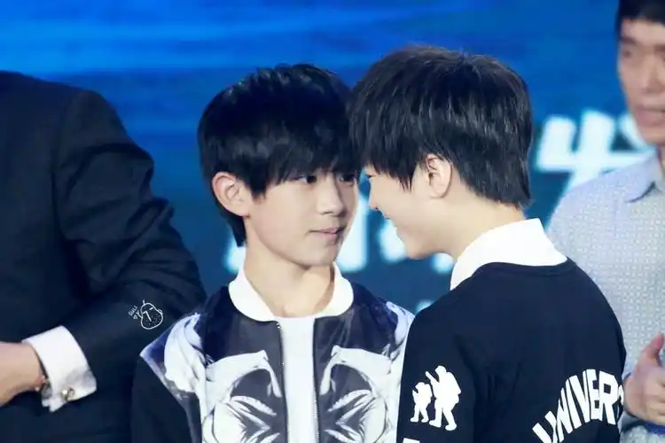 tfboys易烊千玺王俊凯crsuli酥梨