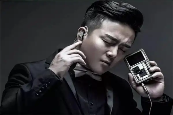 十大发烧男声歌手盘点 戴玉强著名男高音歌手声音很好听_排行榜123网