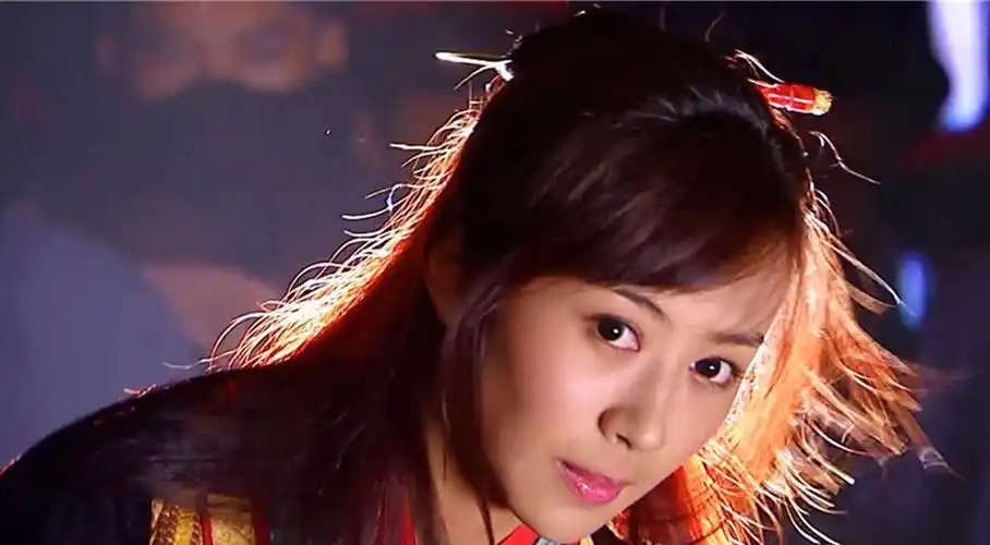 回看《鹿鼎记》,黄晓明和李菲儿在戏里曾经很登对,台词却句句扎心