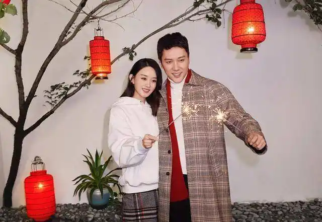 原创网曝赵丽颖冯绍峰将于5月份举办婚礼喜糖已在抓紧定制中