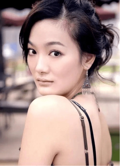 于震,被前妻方柏霓怒骂"家暴男",却被二婚媳妇辛月当成宝