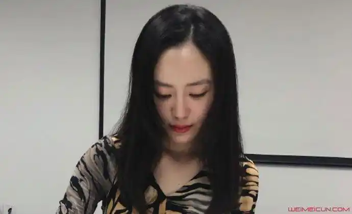 青簪行辟谣 编剧伍倩回复透露吴亦凡加戏伍倩是谁