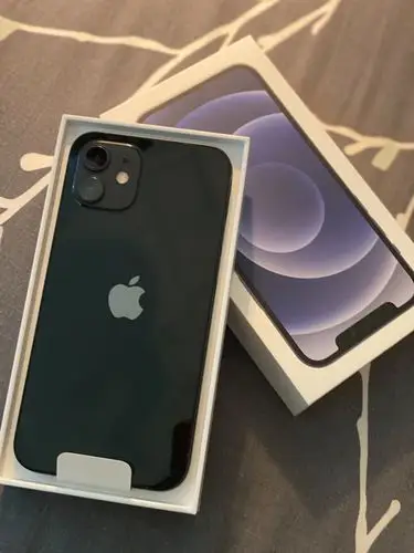 手机与平板:苹果手机  新旧:全新  联系人:李先生 电话:  苹果12 128