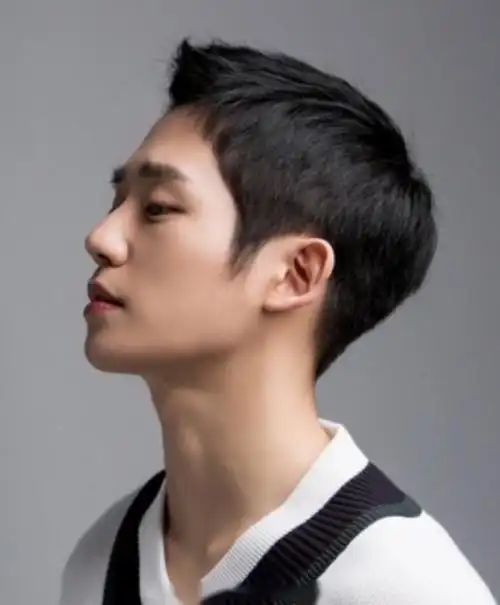 韩星丁海寅是什么发型