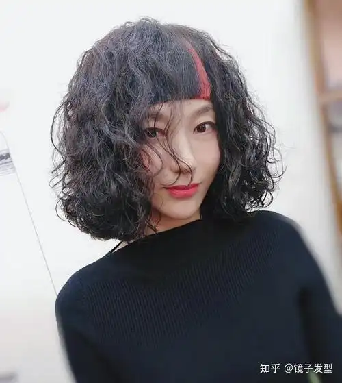 春节精选人气烫小卷,烫微卷20多款,喜欢烫发来的这里看