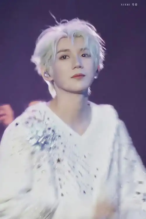 随着王源二巡广州站的信息公开,回想过去这一年:20230528在重庆结束一