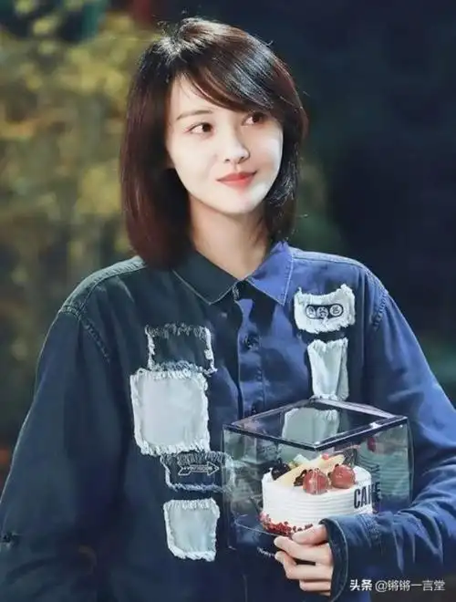 郑爽大粉丝偏执冲动暴力郑爽的1200万粉丝有多可怕