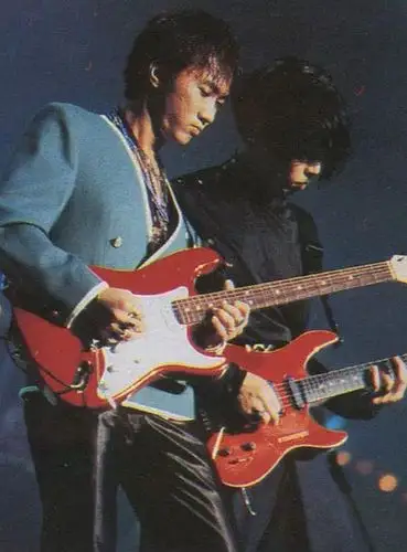 黄家驹去世25周年在这个娱乐至死的年代怀念708090年代的粤语歌