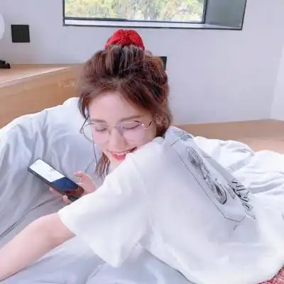 甜美干净温柔的女生头像真人