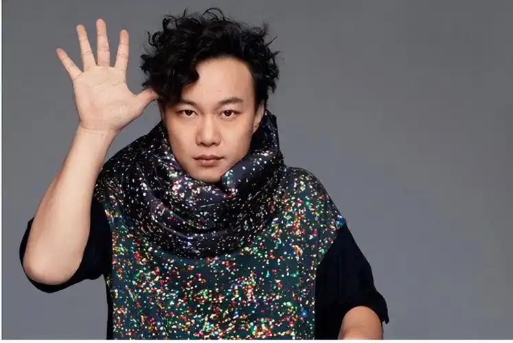 陈奕迅和杨千嬅 王菲谢霆锋-进行号