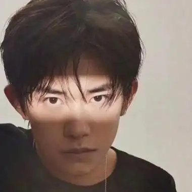 易烊千玺圆寸头像(易烊千玺寸头写真照片) - 风景个性头像 - 艾伊特