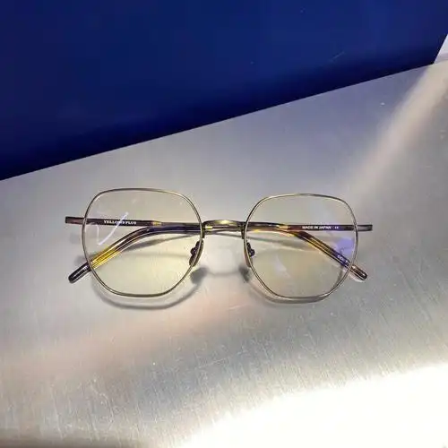 日本超轻纯钛防蓝光近视眼镜大方框