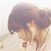 女生头像可爱单纯唯美侧脸【点击鼠标右键下载】