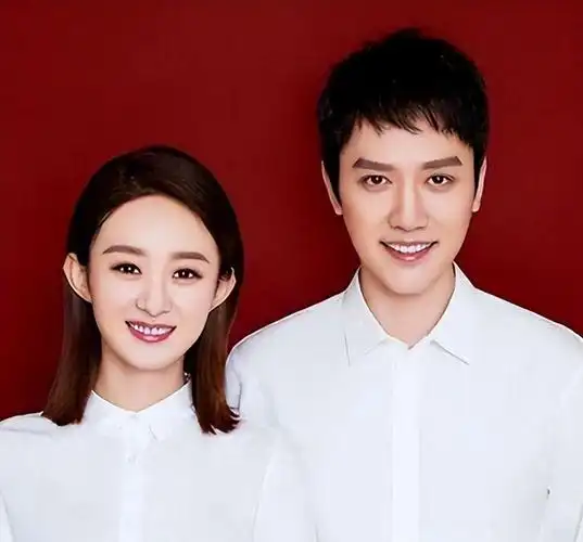 冯绍峰与赵丽颖结婚证件照而身为人气女王的赵丽颖,也是千千万万姑娘