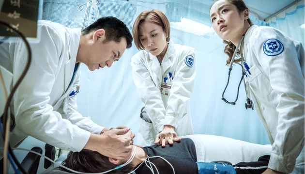 急诊科医生预言冠状病毒医疗剧还任重道远