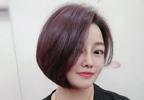 五十岁女性留什么发型好看 长发不好打理还显老短发减龄又气质