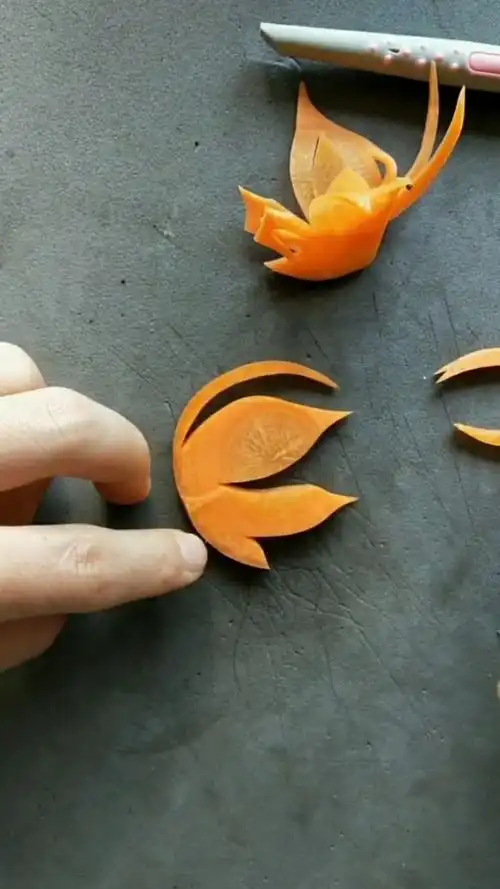 这个胡萝卜做的小蝴蝶太可爱了,真的是太喜欢了!