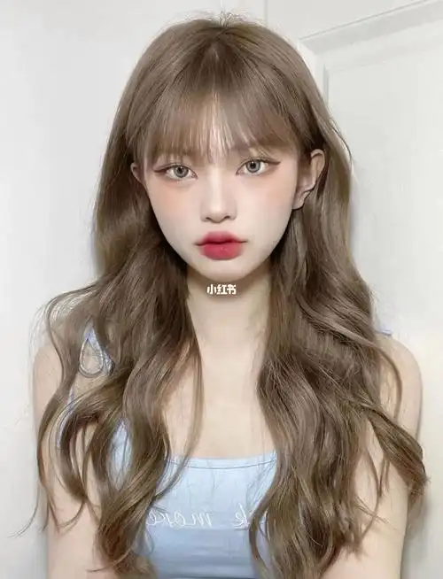 94浅奶茶亚麻色    发色推荐