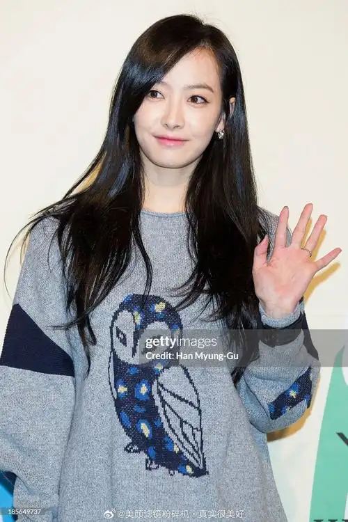 宋茜出道前素颜参加综艺