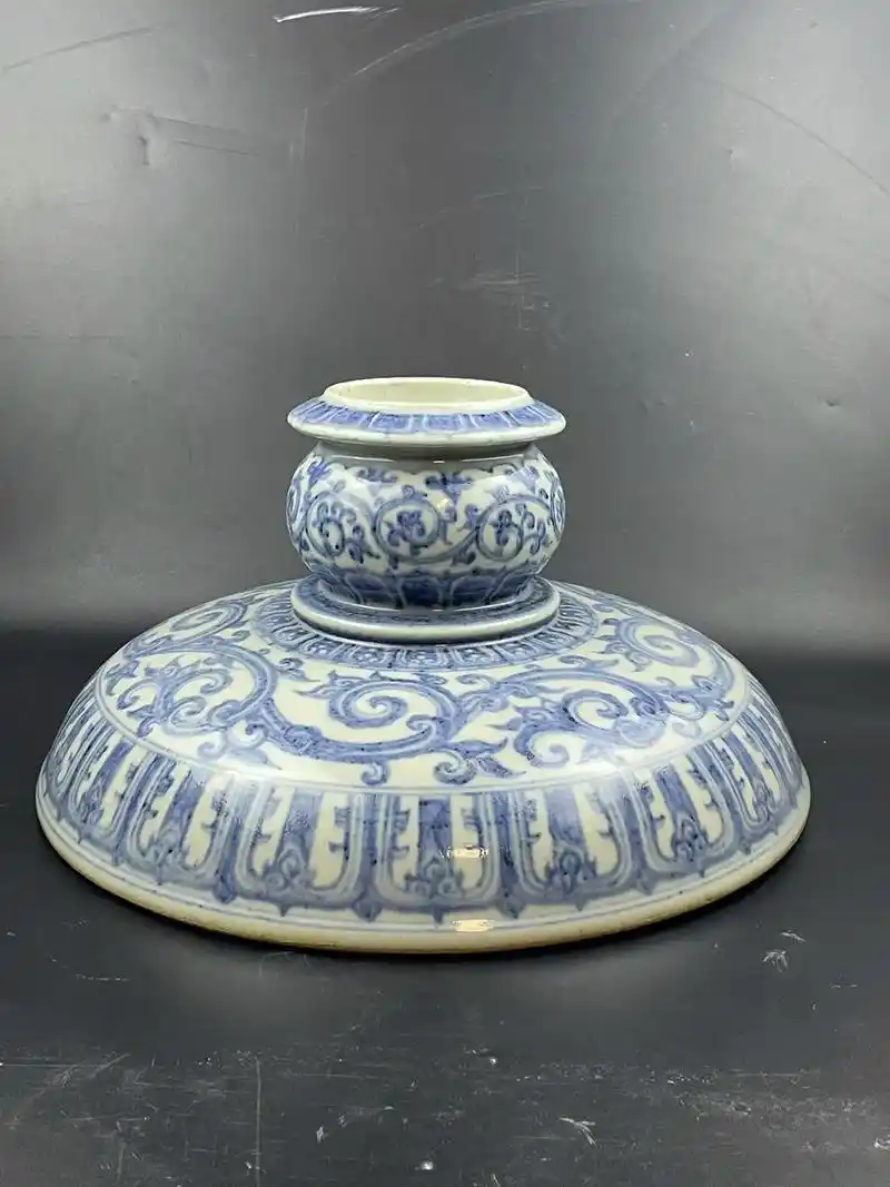 明早期青花烛台.#明清瓷器 #官窑 #青花瓷 #艺术品 #珍 - 抖音