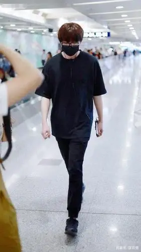 有一种"整容"叫毛不易,瘦下来判若两人,简直帅成男神