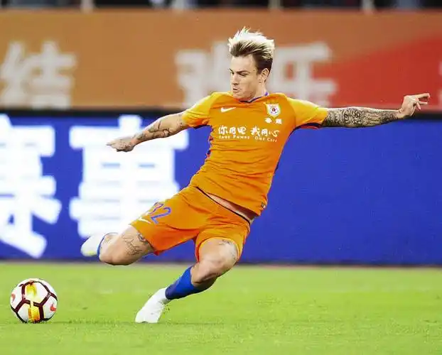 山东泰山再失强援格德斯即将离队或和昔日队友会师科林蒂安