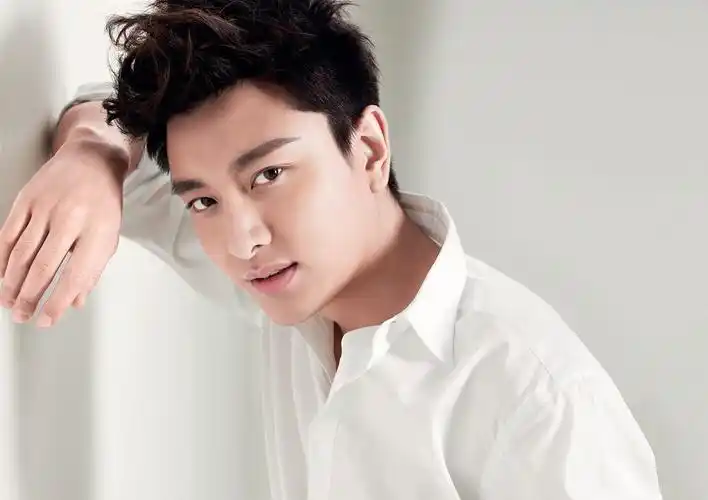 贾乃亮激动发文祝贺:中国,骄傲