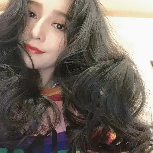 范冰冰 然の自截无滤镜头像 可二改