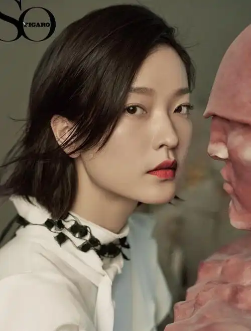 事实证明42岁无人敢娶的杜鹃已经走上了演员的另一条路