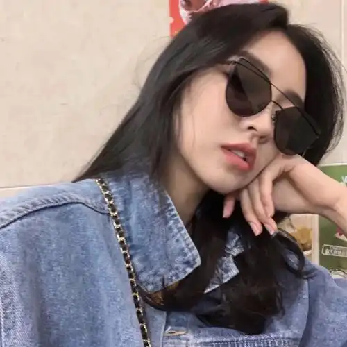 抖音头像丨可爱搞笑女生戴墨镜头像真人头像