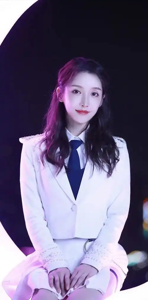 创3学员姜贞羽《时候》定妆照 ‖ 超清无水印 - 白小兔qaq - 图虫