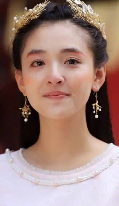 "最美魔女"排行榜,唐嫣霸气,赵丽颖惊艳,却都败给了蒋勤勤!