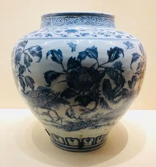 珍贵文物明代青花瓷民窑