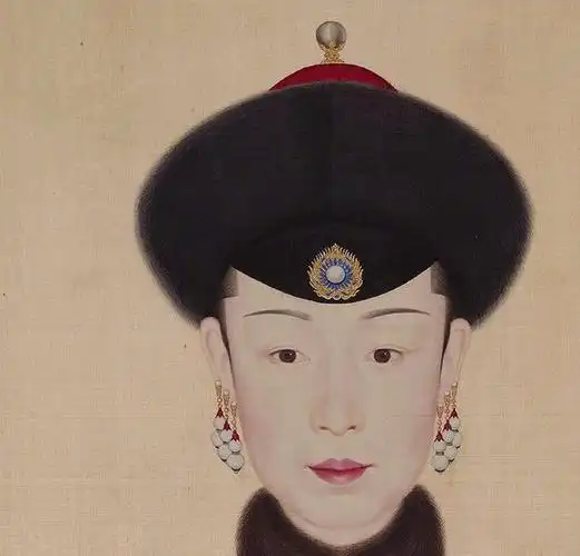 图为一组晚清年间的富察皇后相貌画像,众所周知富察皇后原本是晚清