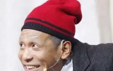 我们都知道宋小宝是现在赵本山最有名的徒弟,他不仅知名度很高,而且