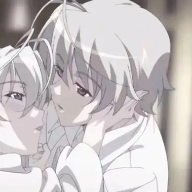 甜蜜动漫情头高清恩爱的甜蜜动漫亲吻情头图片