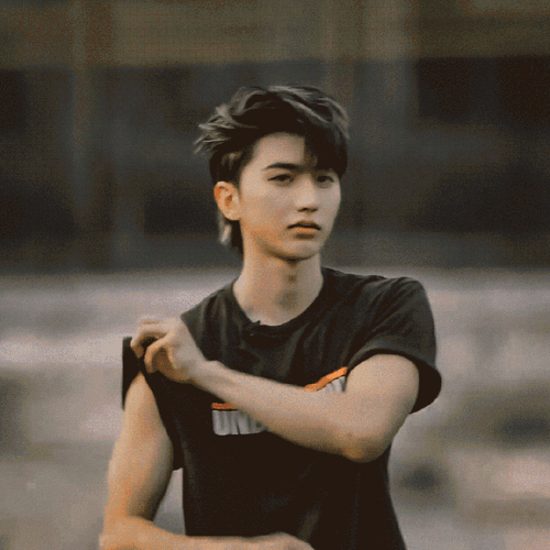 的都不敢想摸起来手感有多好#蔡徐坤新歌spotlight#spotlight-蔡徐坤